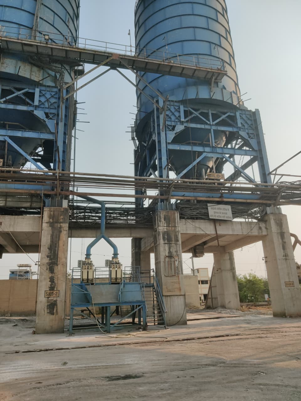 Twin silos and conveyor structure at the fly ash facility